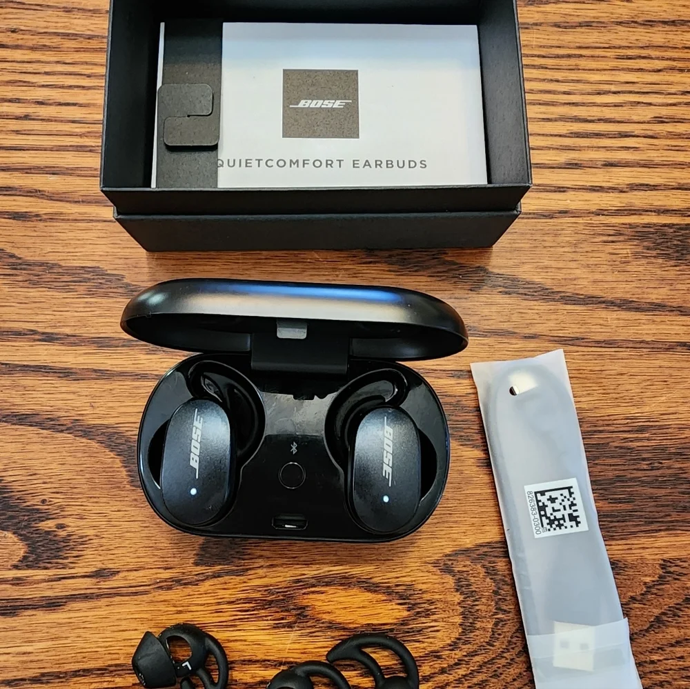 Bose QuietComfort Earbuds - Excellent Condition - Picture 5 of 7